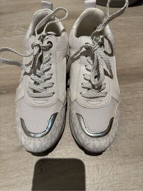 Michael Kors White Sneakers with Silver Toe Accent 6M